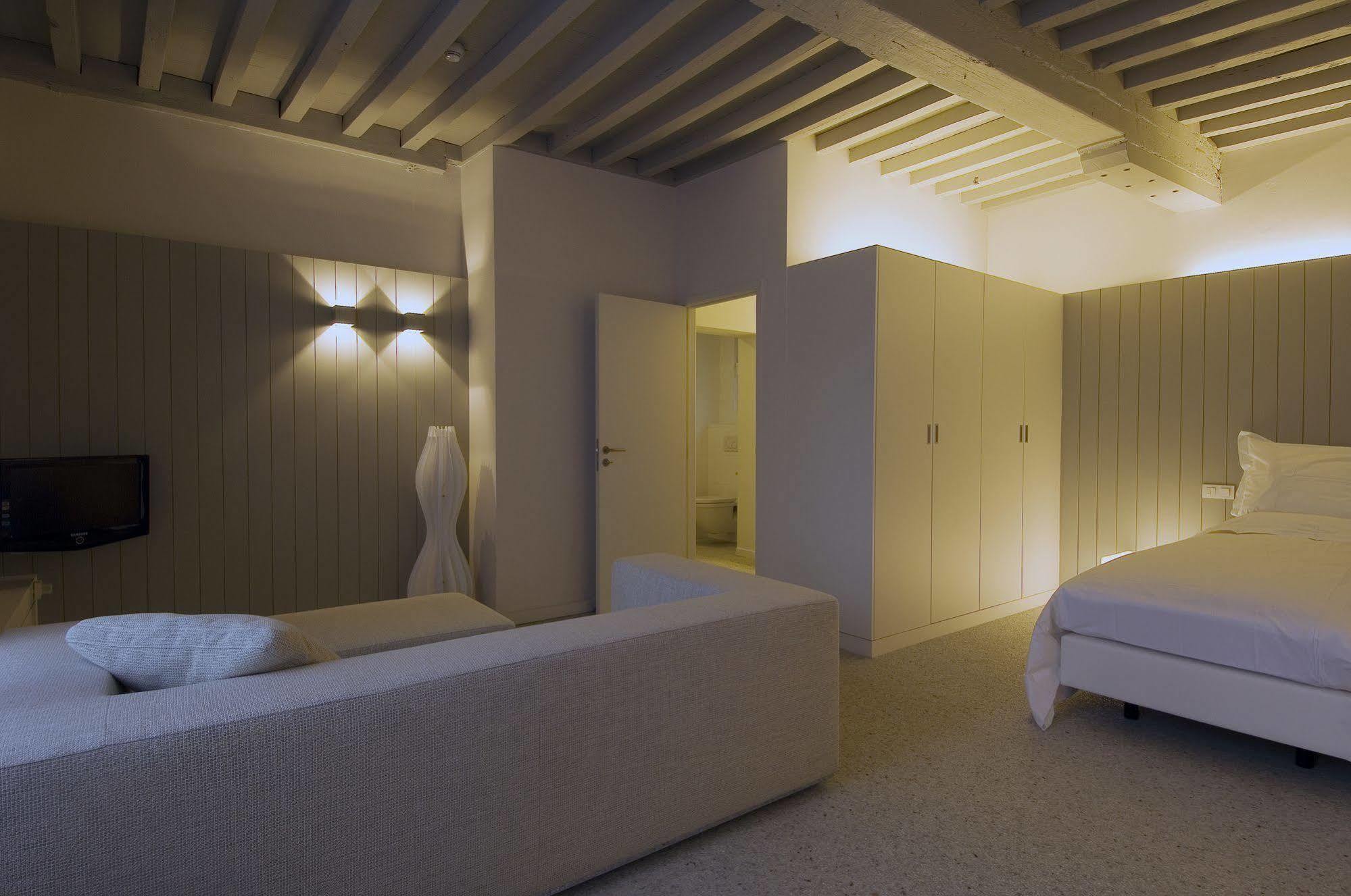 Hotel Matelote Antwerp Luaran gambar